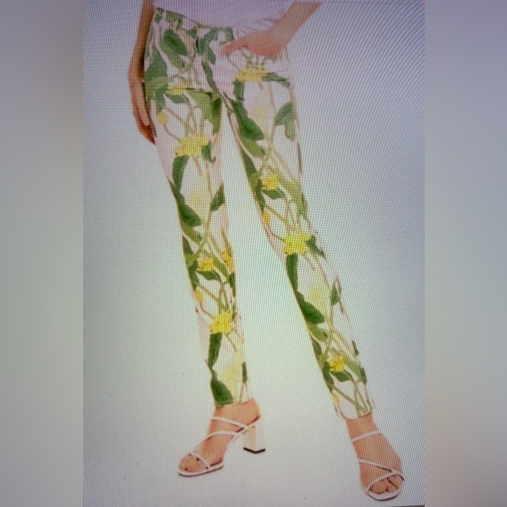 J. McLaughlin Green and Yellow Floral Straight Leg Pants. Casual pants. Size 10